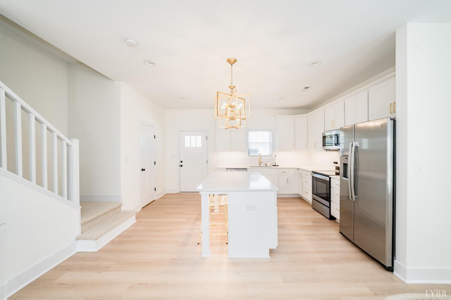 556 Leesville Road, Unit 208 Lynchburg, VA 24502 - Photo 7 of 40