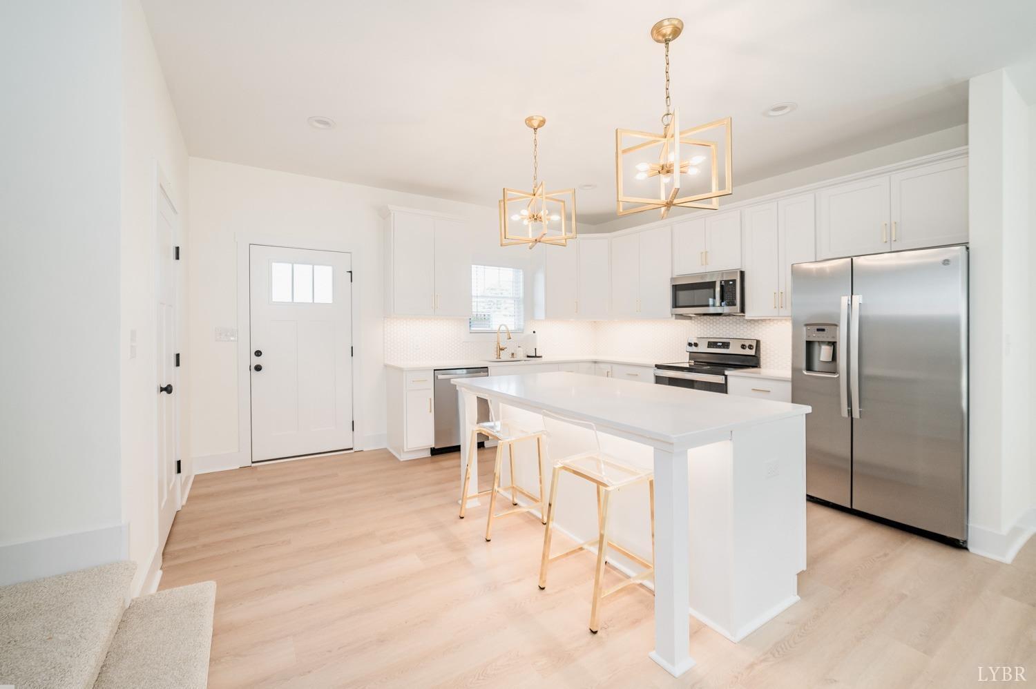 556 Leesville Road, Unit 208 Lynchburg, VA 24502 - Photo 8 of 40