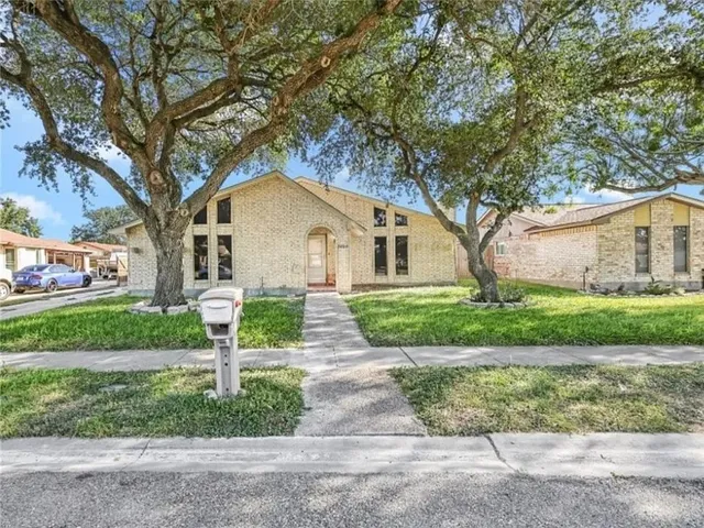 $250,000 | 7405 Convair Drive, Corpus Christi, TX 78412