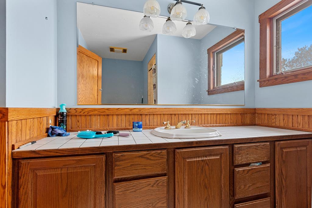 S1317 Shiloh Road Sturgeon Bay, WI 54235 - Photo 6 of 35