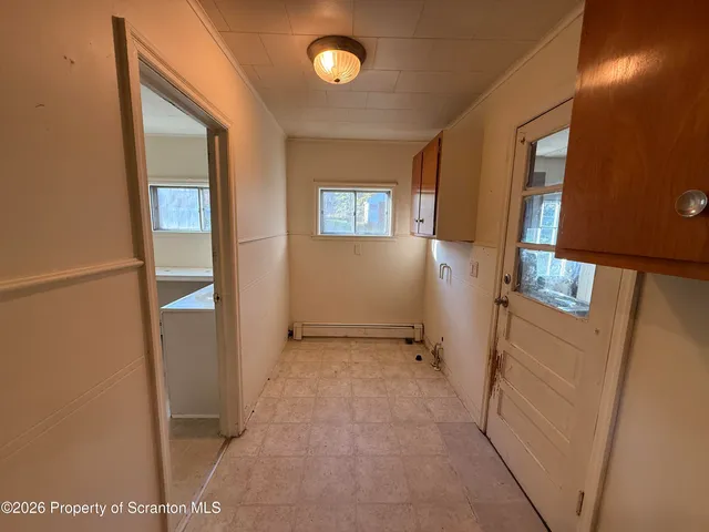 $1,200 | 947 Carmalt Street, Dickson City, PA 18519