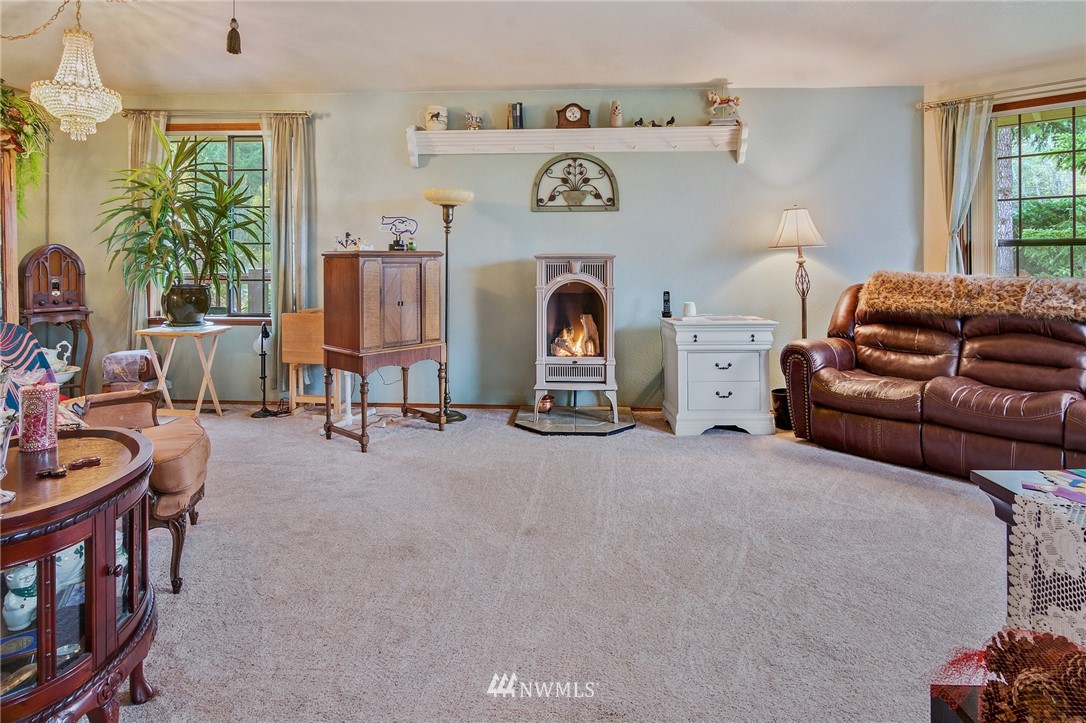 16108 Westwick Road Snohomish, WA 98290 - Photo 3 of 18 Gallery Image 3