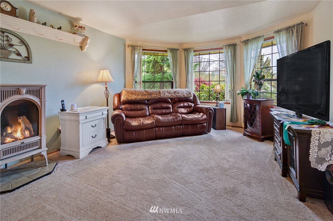 16108 Westwick Road Snohomish, WA 98290 - Photo 4 of 18 Gallery Image 4