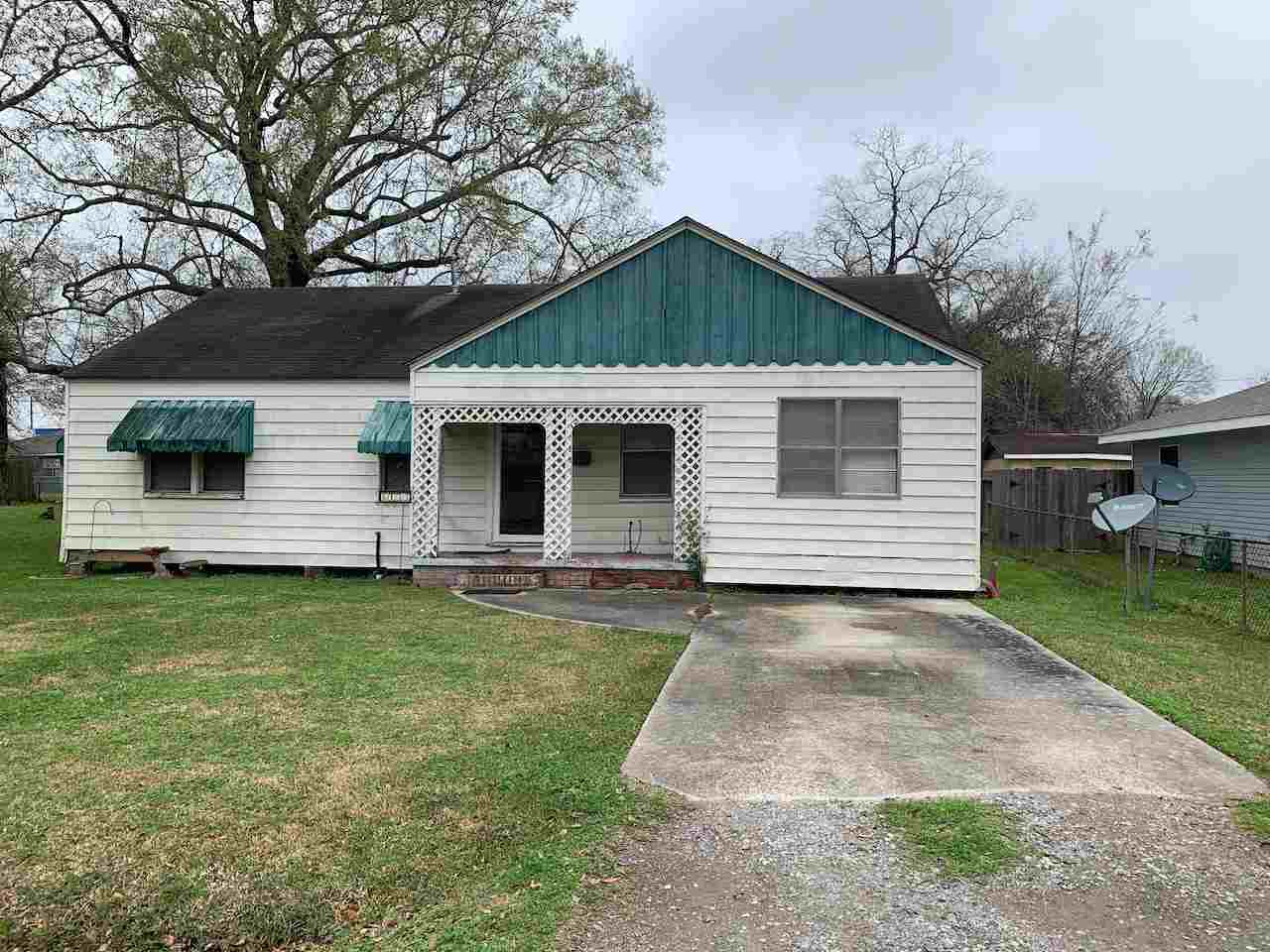 6135 Dave Street Groves, TX 77619 - Photo 1 of 1