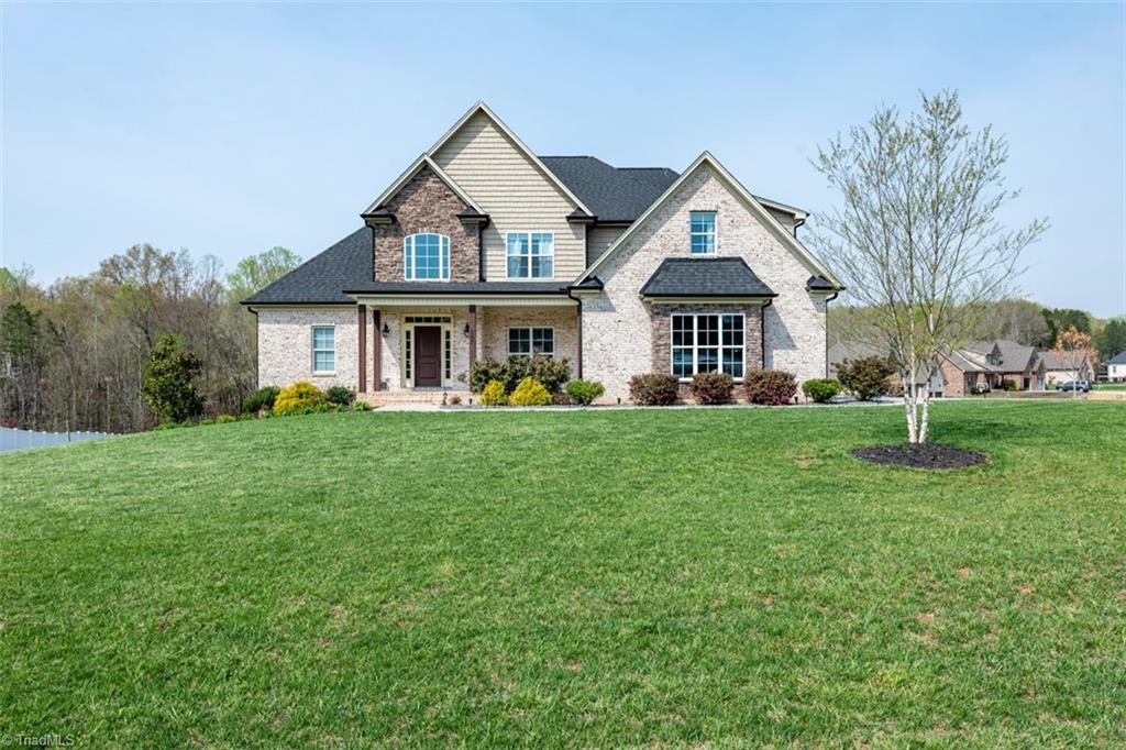 267 Centenary Ridge Drive Clemmons, NC 27012 - Photo 2 of 44 Gallery Image 2