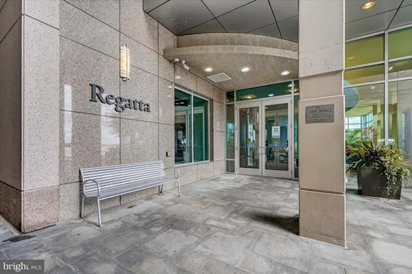 $3,700 | 901 North Penn Street, Unit R1001, Philadelphia, PA 19123