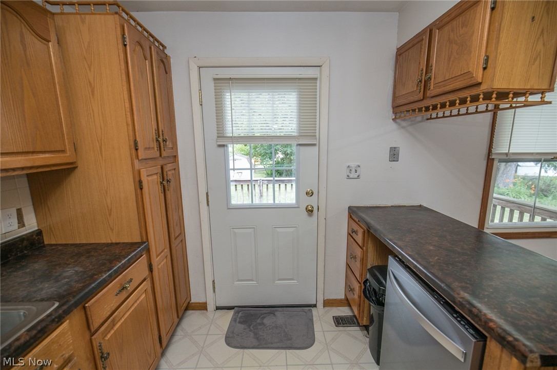 3660 North Santom Road Stow, OH 44224 - Photo 20 of 31 Gallery Image 20