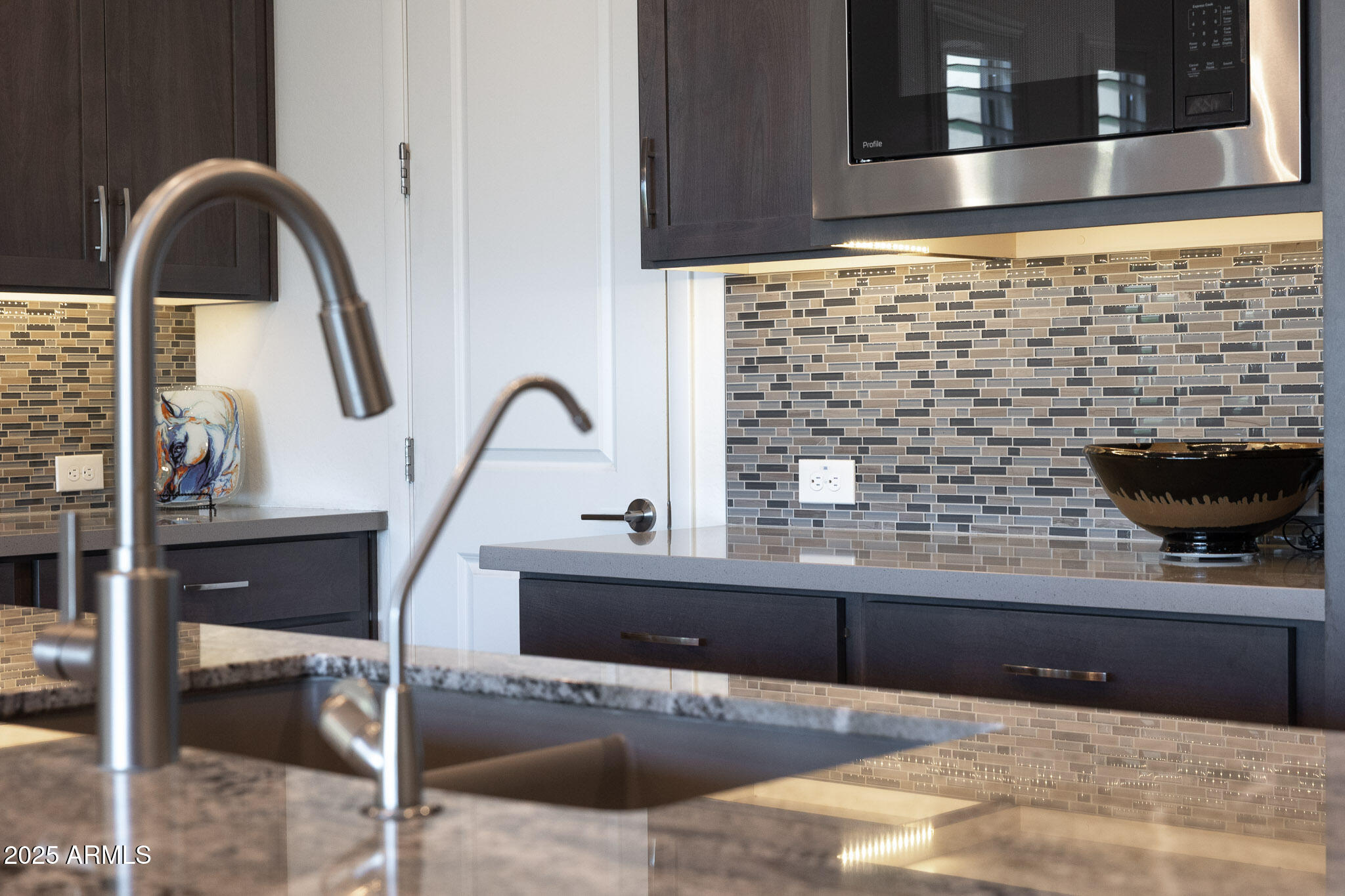 17940 East Cindercone Road Rio Verde, AZ 85263 - Photo 13 of 42 Kitchen Details