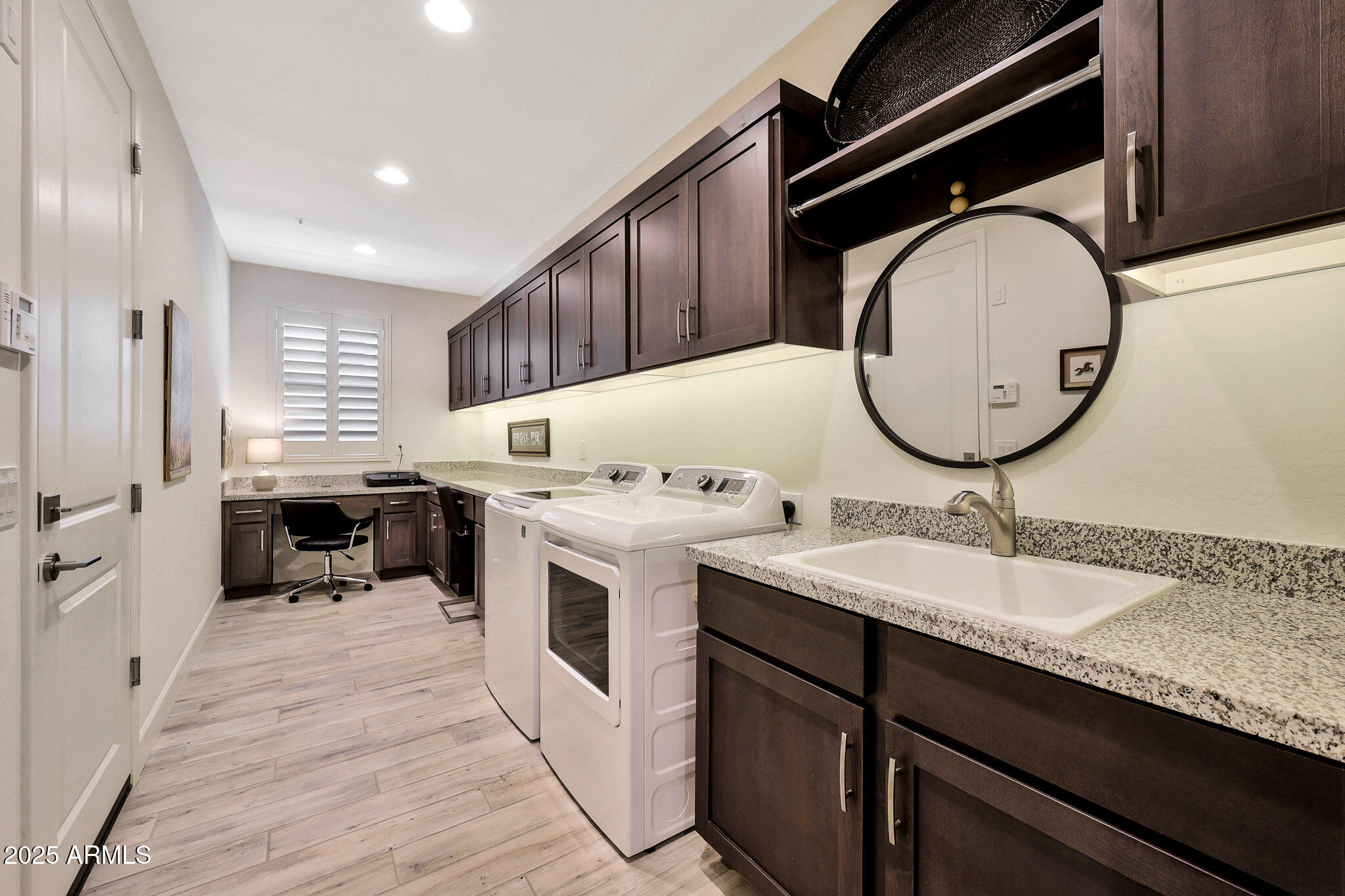 17940 East Cindercone Road Rio Verde, AZ 85263 - Photo 24 of 42 Laundry and Smart Space