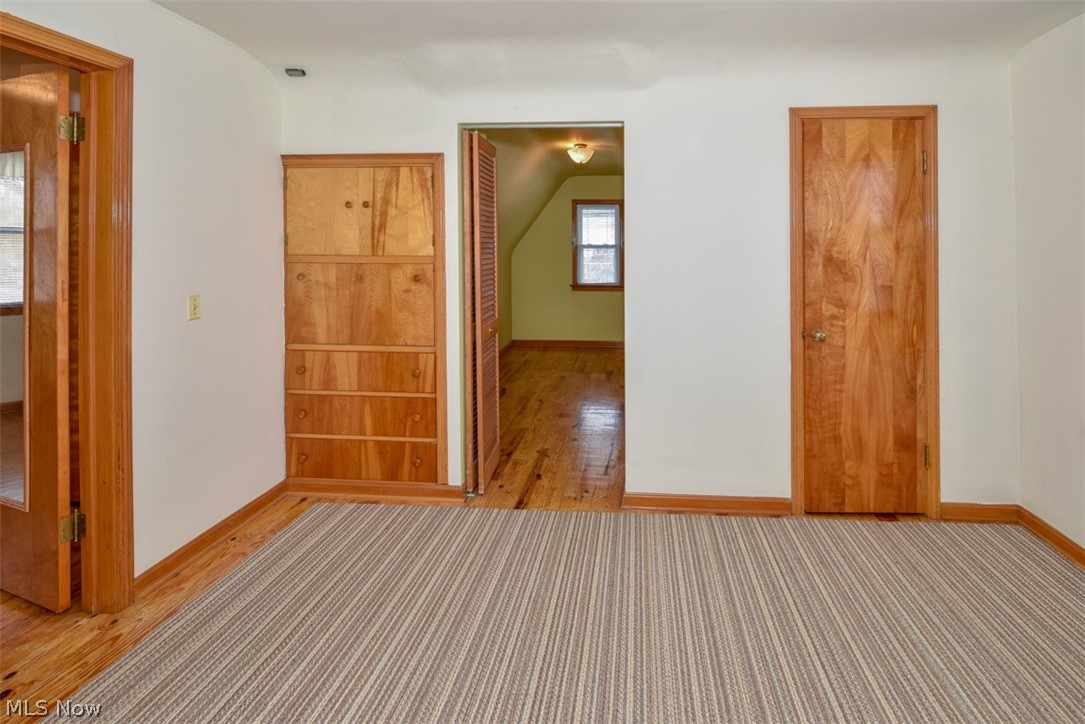 6308 Ackley Road Parma, OH 44129 - Photo 20 of 34