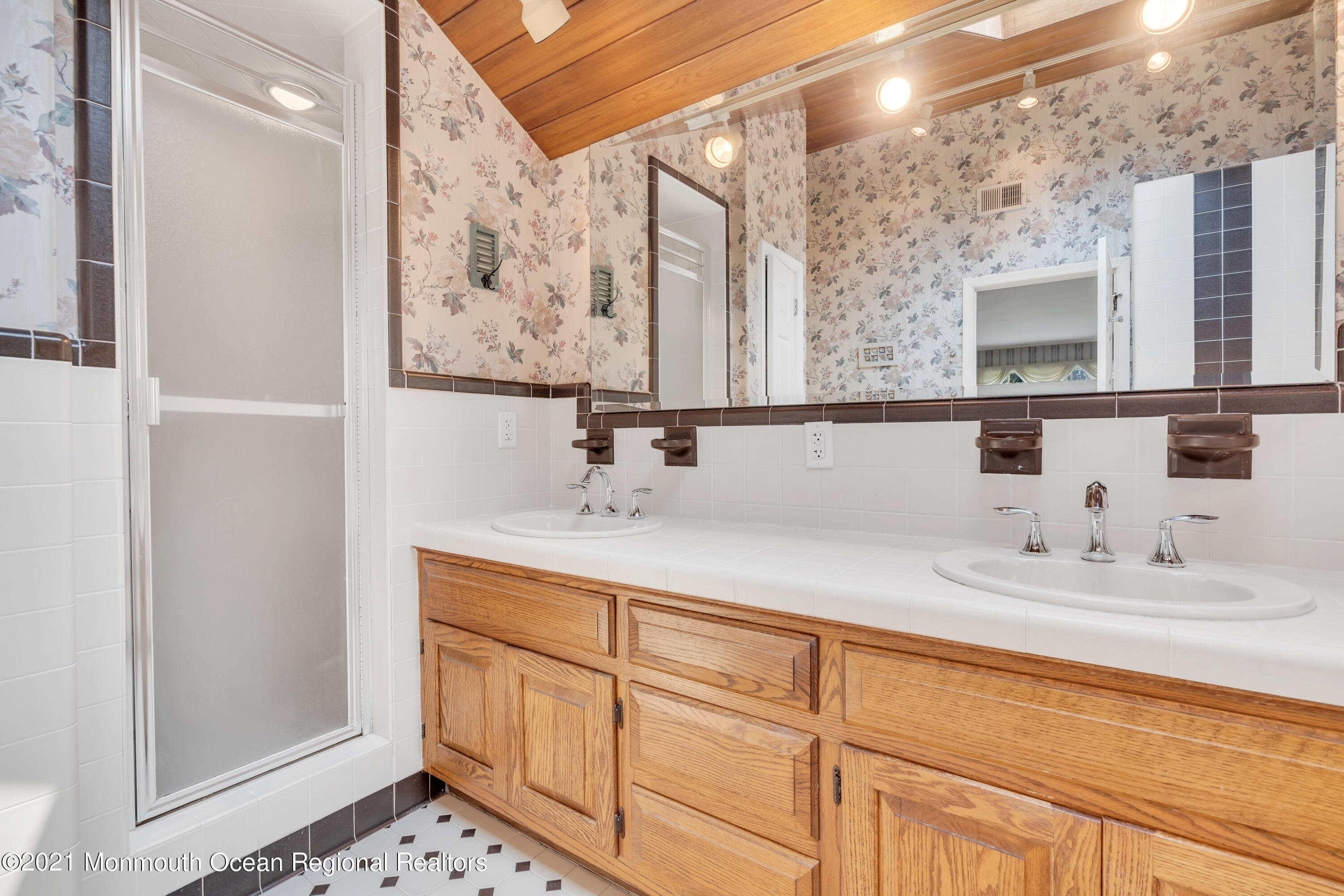 603 Woodview Road Brielle, NJ 08730 - Photo 35 of 59 038_dsc08935