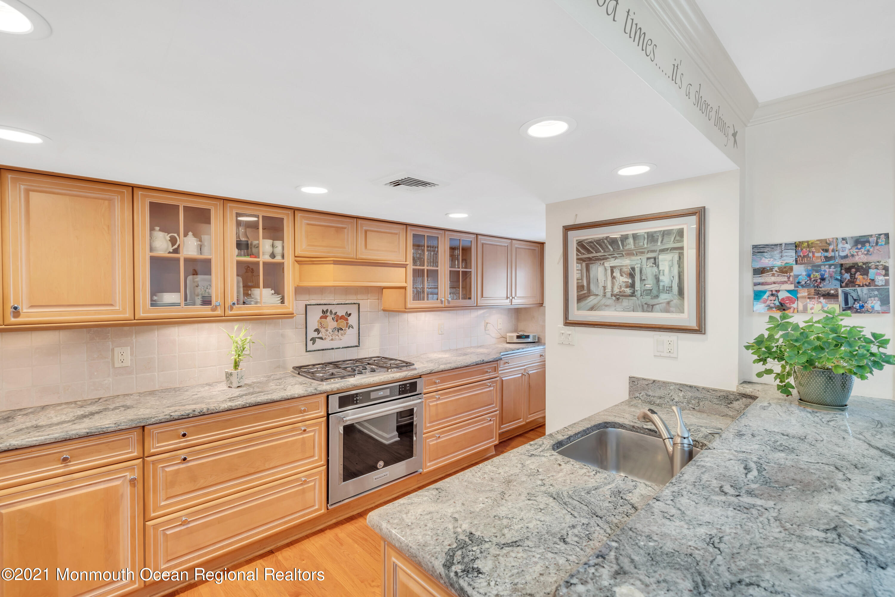 603 Woodview Road Brielle, NJ 08730 - Photo 9 of 59 010_dsc09090