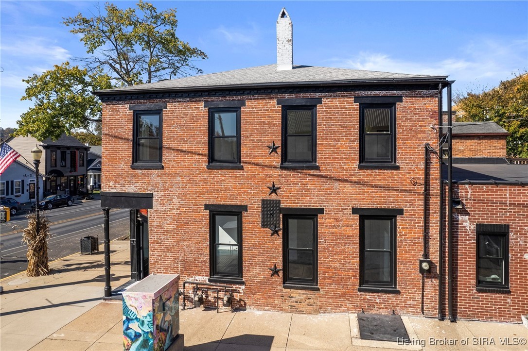 702 West Main Street Madison, IN 47250 - Photo 2 of 56