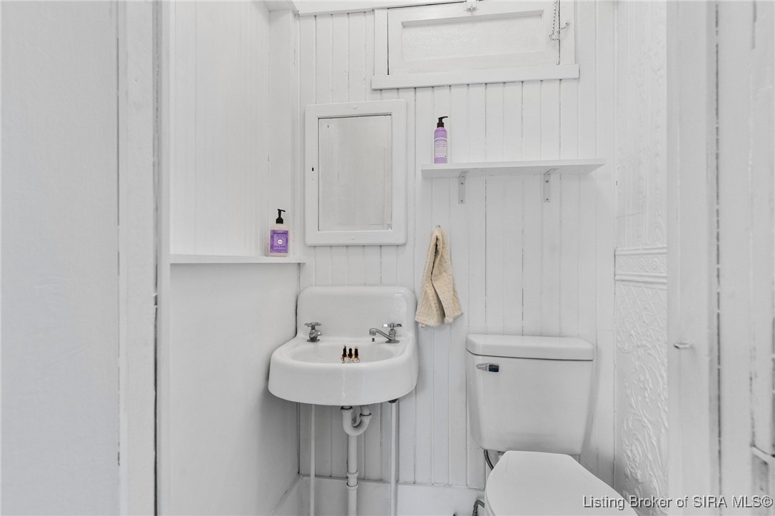 702 West Main Street Madison, IN 47250 - Photo 36 of 56