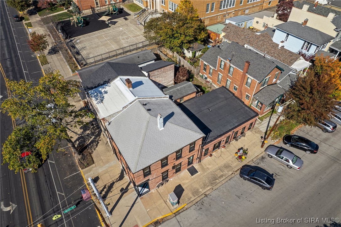 702 West Main Street Madison, IN 47250 - Photo 55 of 56