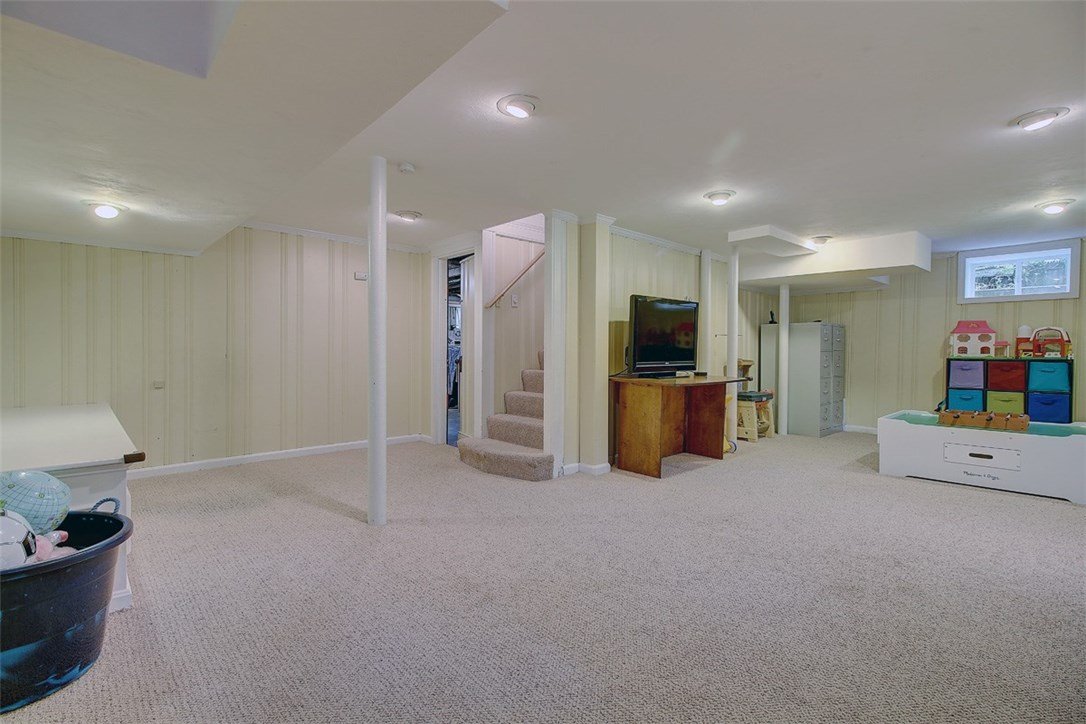 44 Alfred Stone Road Providence, RI 02906 - Photo 29 of 32