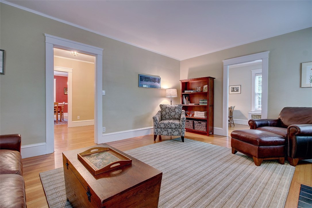 44 Alfred Stone Road Providence, RI 02906 - Photo 7 of 32