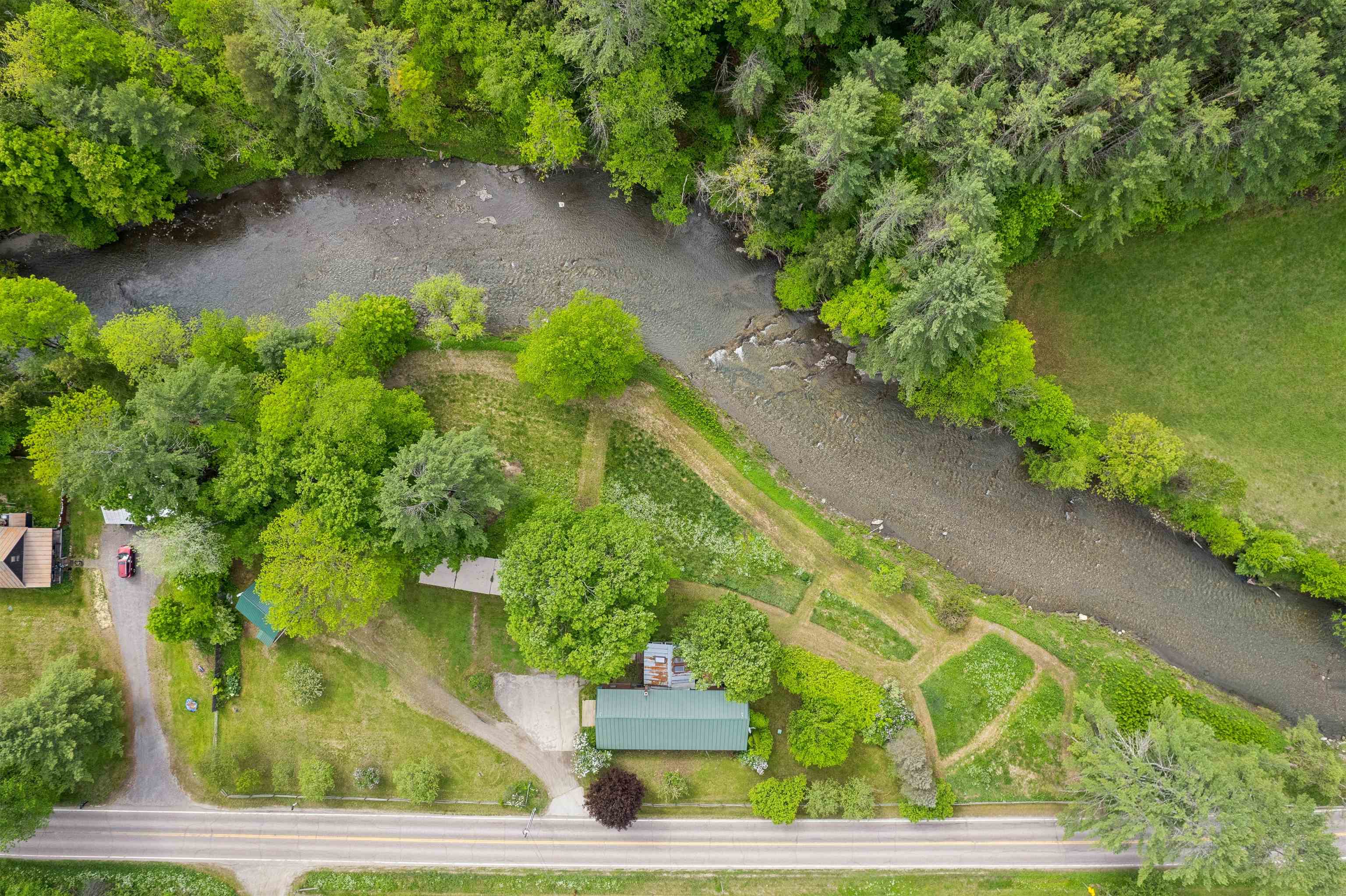 568 Highway 110 Tunbridge, VT 05077 - Photo 5 of 43