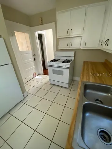 $1,695 | 801 23rd Avenue North, Unit BOTTOM, St. Petersburg, FL 33704