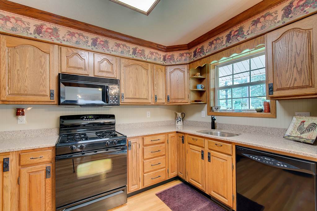 8075 Rinnie Seitz Road Nashville, IN 47448 - Photo 6 of 30