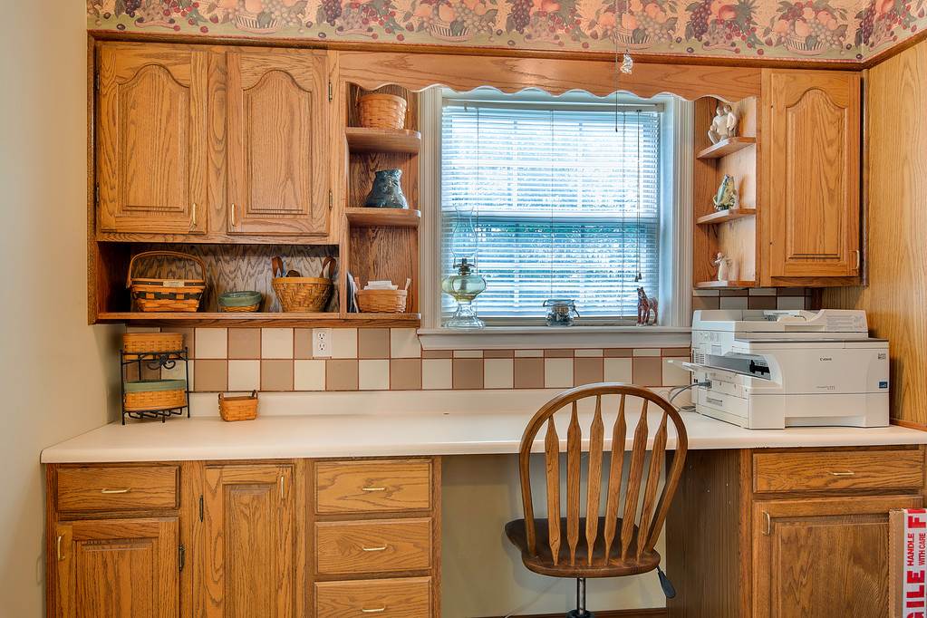 8075 Rinnie Seitz Road Nashville, IN 47448 - Photo 8 of 30