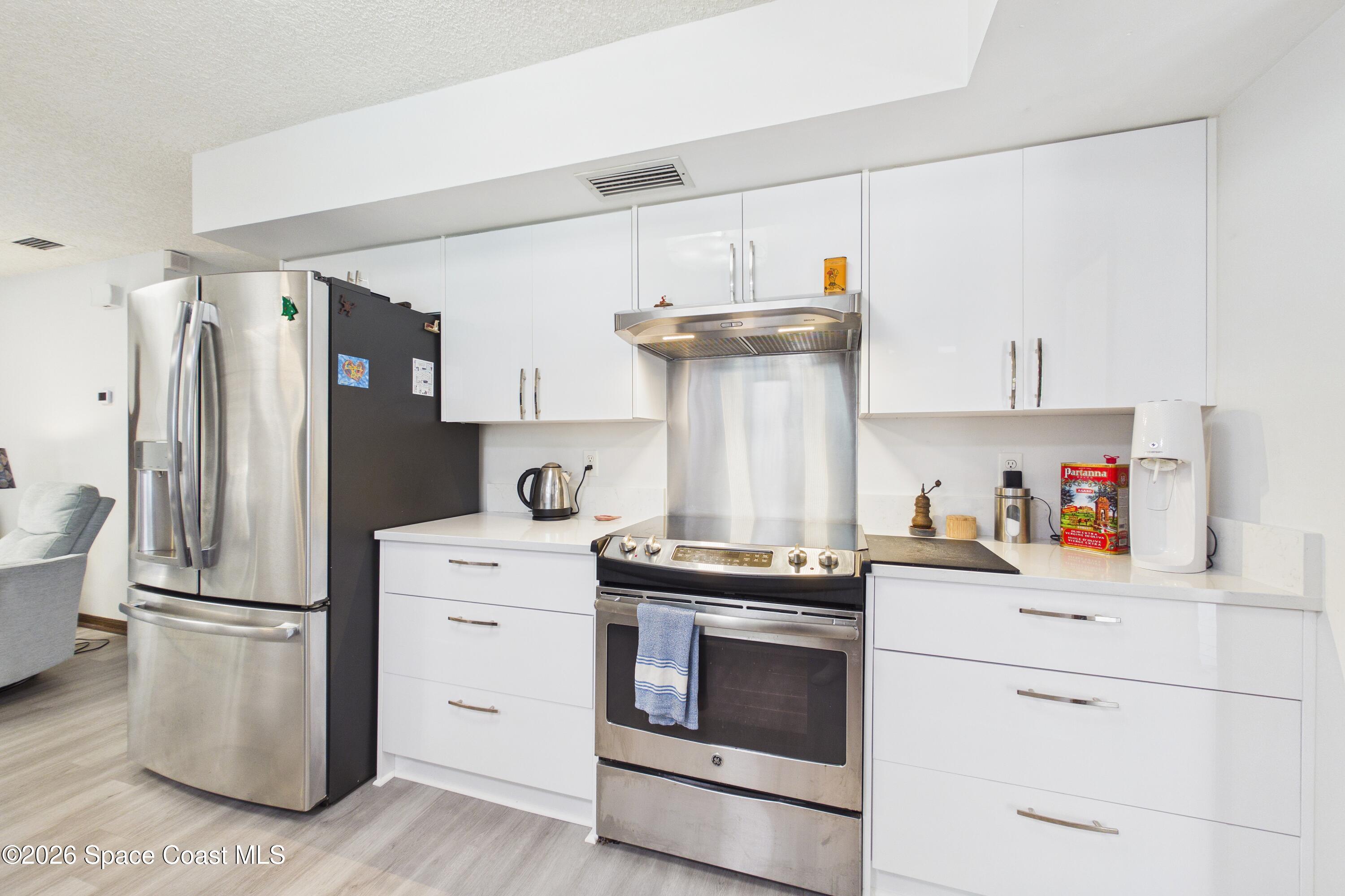 280 Coral Way West Indialantic, FL 32903 - Photo 16 of 72 Kitchen