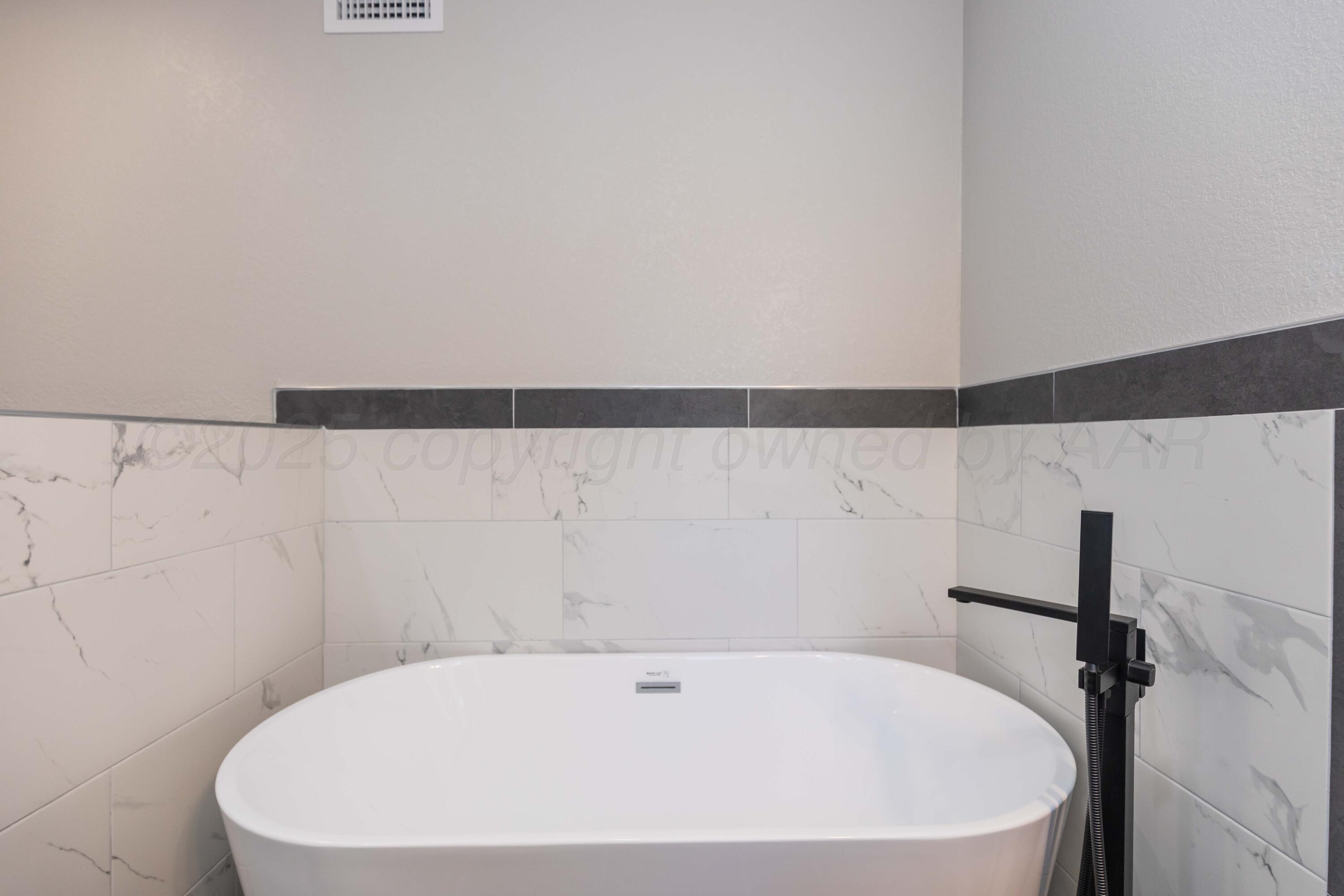 3504 South Rusk Street Amarillo, TX 79109 - Photo 33 of 54 PRIMARY BATH VIEW 3