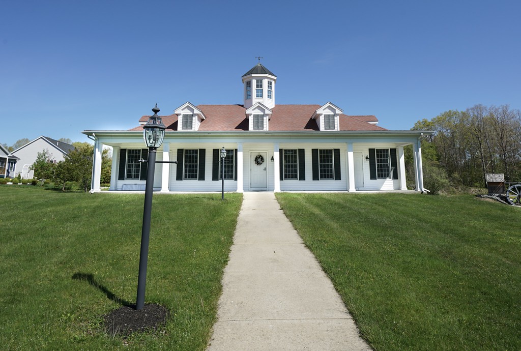 8 Concord Court, Unit B Webster, MA 01570 - Photo 32 of 32