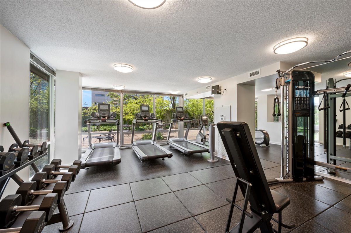 800 Elgin Road Evanston, IL 60201 - Photo 18 of 20