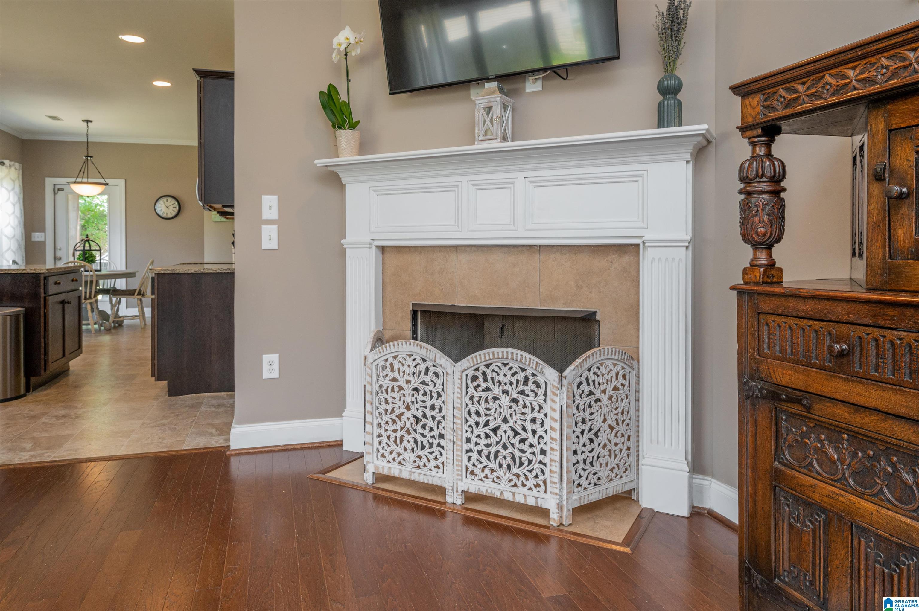 194 Sharpe Street Sterrett, AL 35147 - Photo 9 of 42