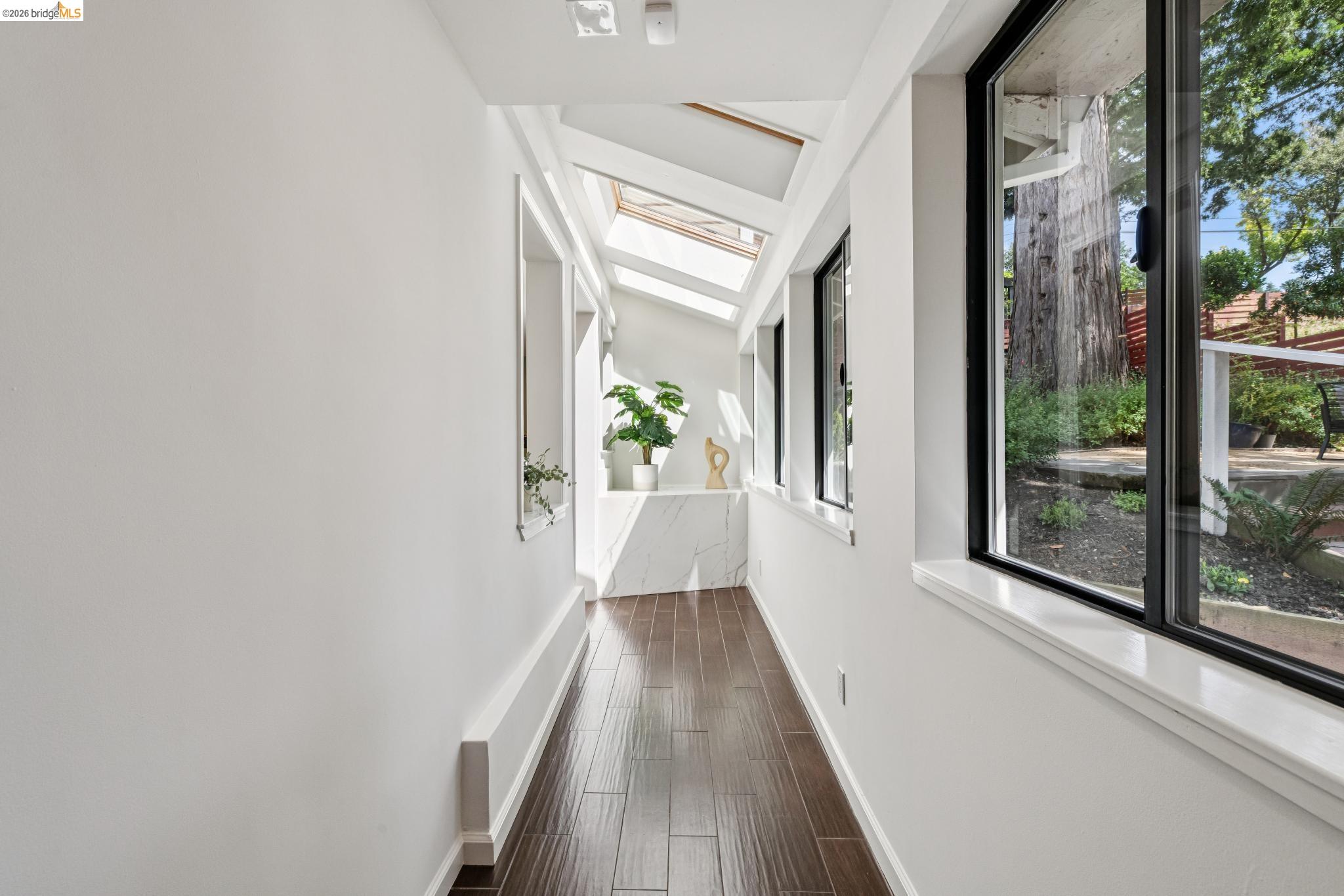 6281 Aspinwall Road Oakland, CA 94611 - Photo 55 of 71