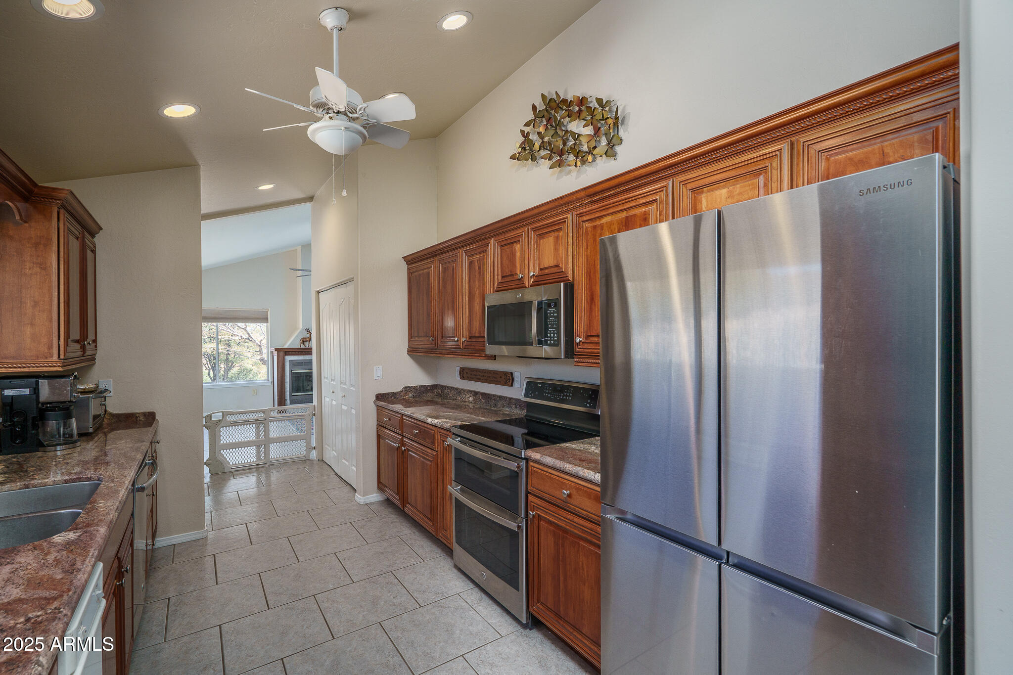 10570 West Cherry Creek Road Dewey, AZ 86327 - Photo 10 of 99 11) KITCHEN