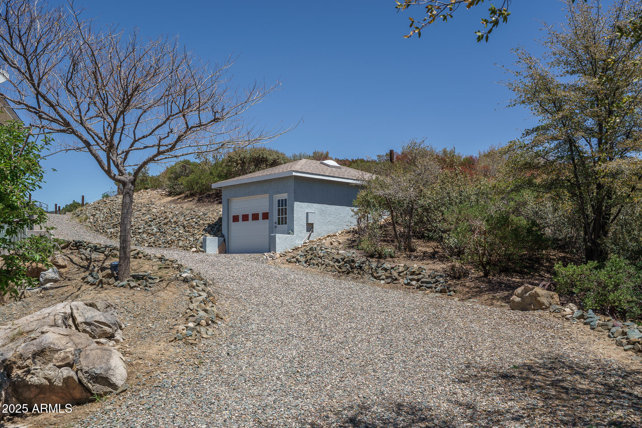 10570 West Cherry Creek Road Dewey, AZ 86327 - Photo 69 of 99 74) GARAGE B