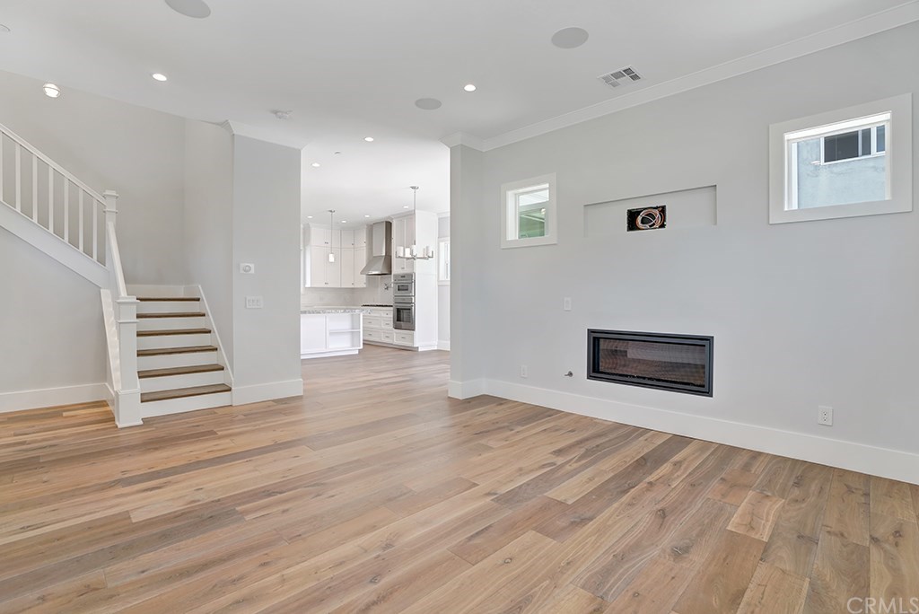 1591 Riverside Place Costa Mesa, CA 92627 - Photo 12 of 29