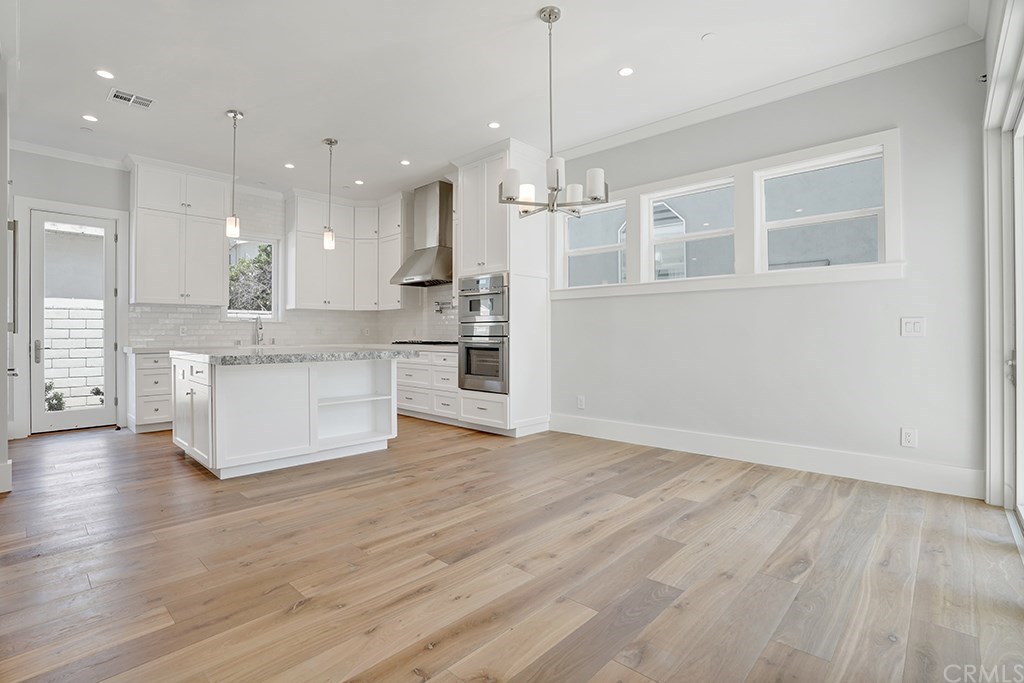 1591 Riverside Place Costa Mesa, CA 92627 - Photo 6 of 29