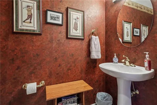 $420,000 | 9504 Sundance Drive, Bridgeville, PA 15017