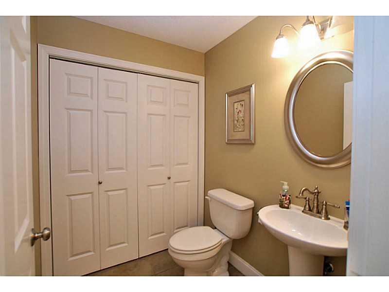 19 Pheasant Ridge Drive Windham, ME 04062 - Photo 17 of 34 Bathroom.