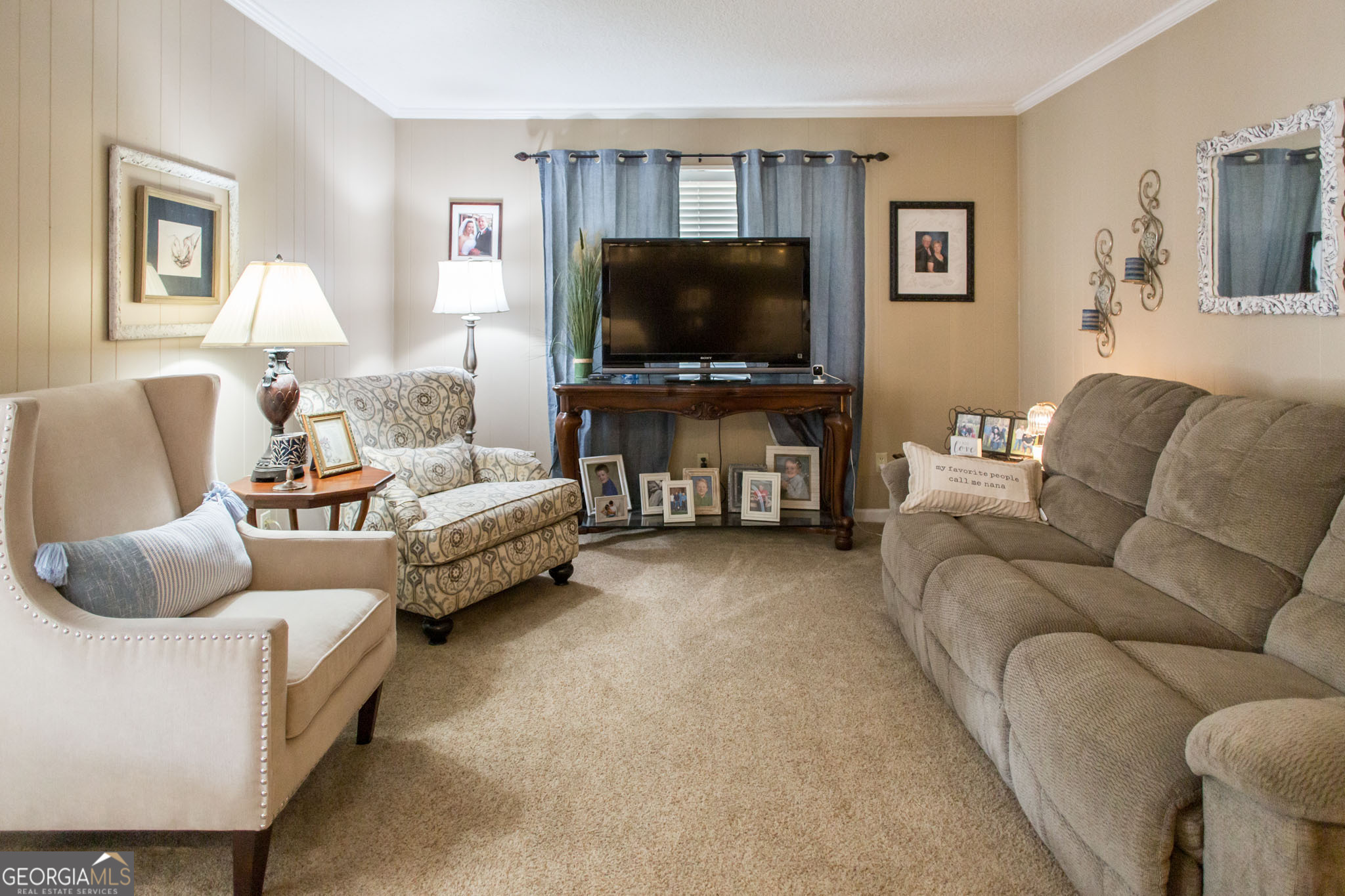 5084 White Hall Church Road Waycross, GA 31503 - Photo 10 of 41 a living room with furniture and a flat screen tv