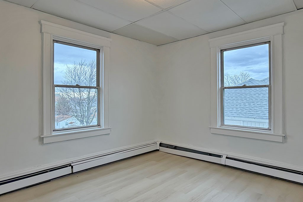 187 Sisson Street Pawtucket, RI 02860 - Photo 32 of 48 3rd Floor