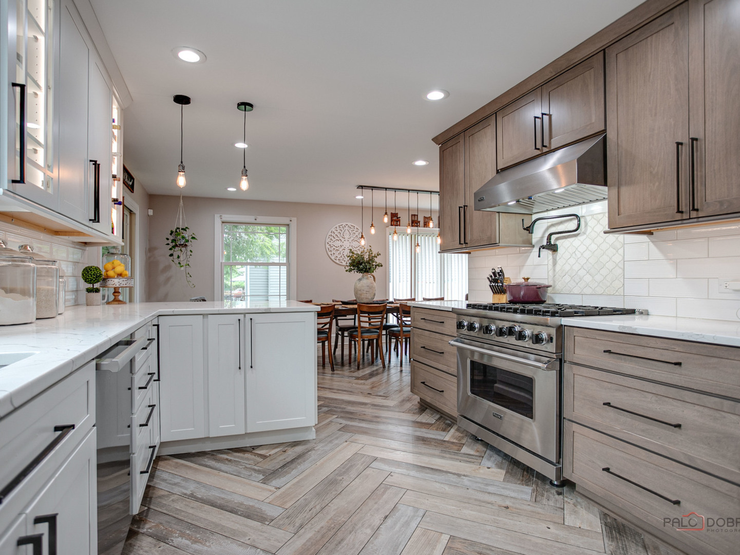 717 Roberts Road Winthrop Harbor, IL 60096 - Photo 11 of 47 Gallery Image 11