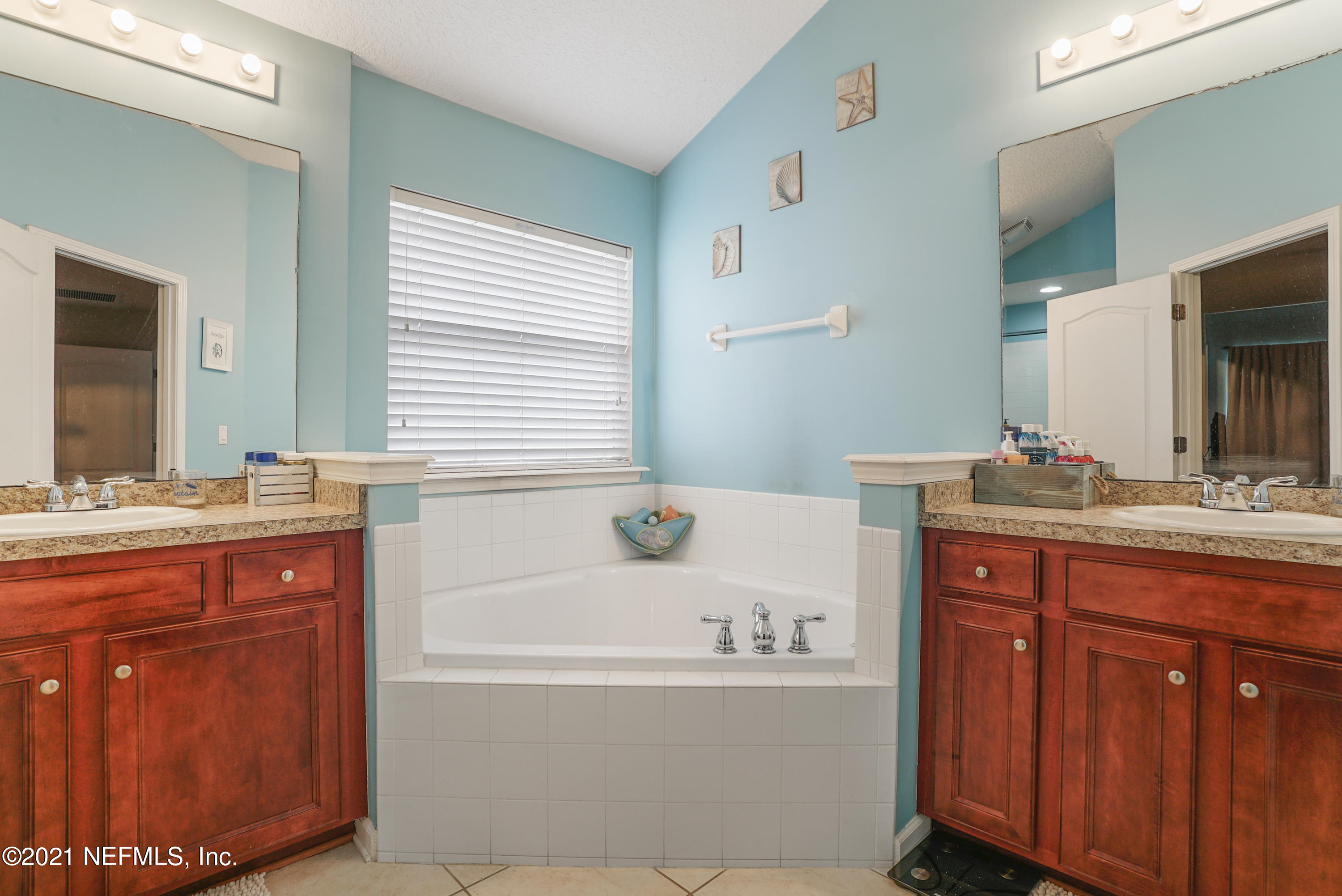 11848 Raindrop Road Jacksonville, FL 32219 - Photo 25 of 33 DSC00530