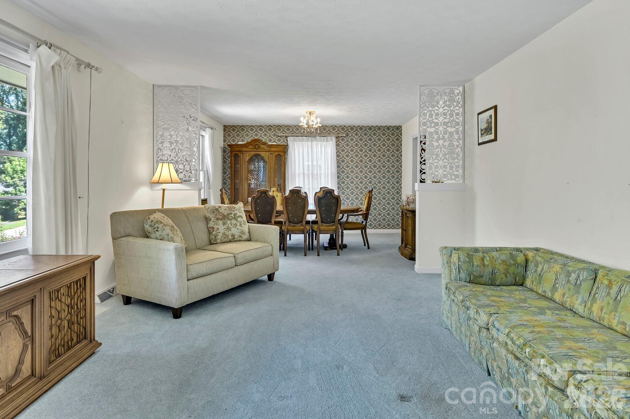 28 Glenview Road Asheville, NC 28804 - Photo 6 of 31 Gallery Image 6