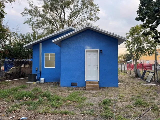 $164,900 | 822 Lemon Avenue, Sebring, FL 33870