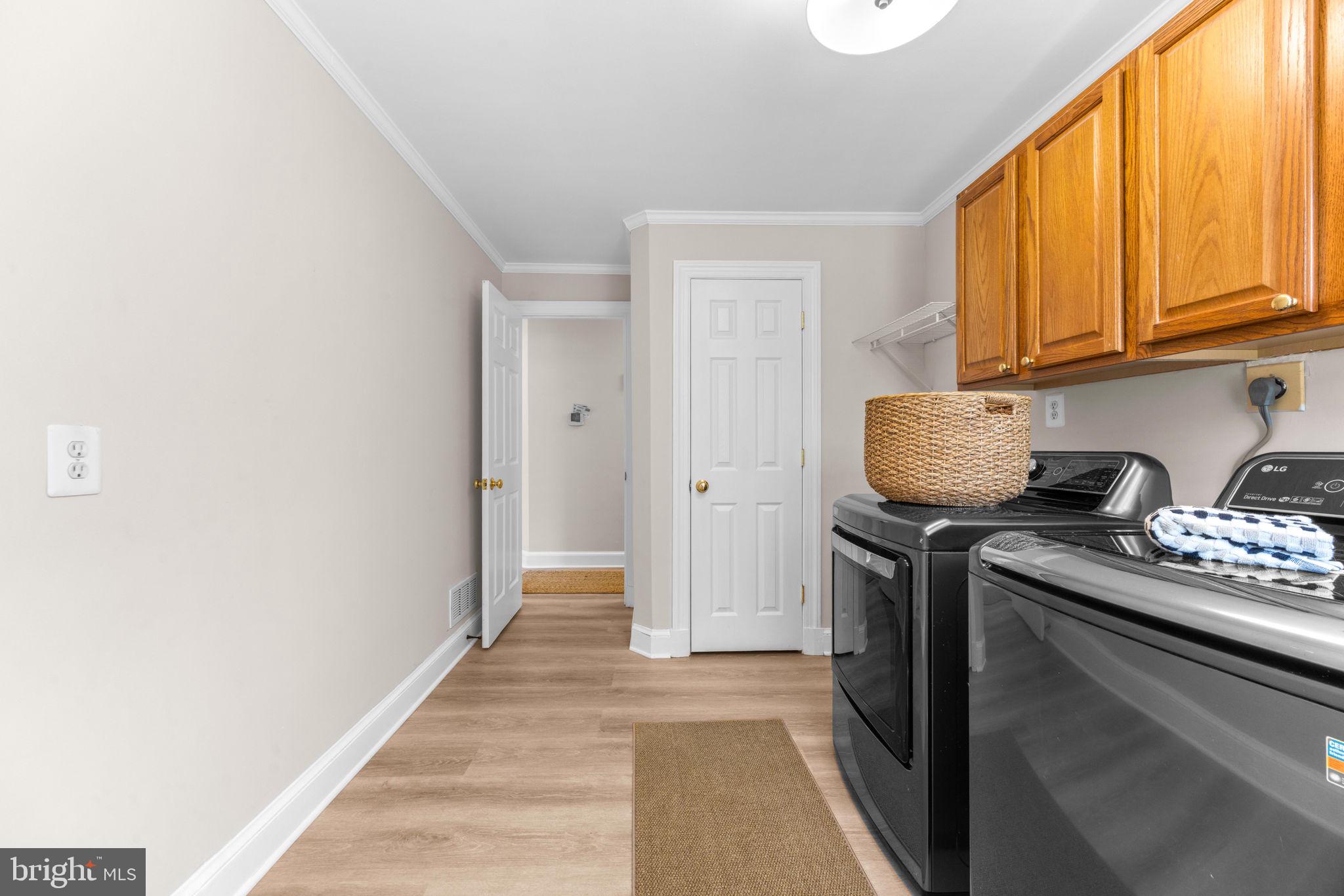 16401 Mt Calvert Road Upper Marlboro, MD 20772 - Photo 29 of 119 Farmhouse: Pantry in Laundry off Kitchen