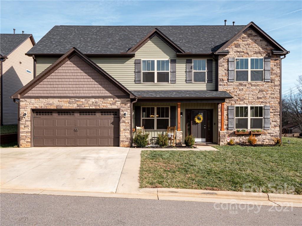 3 Henbit Way Arden, NC 28704 - Photo 3 of 46 front view of a house with a yard