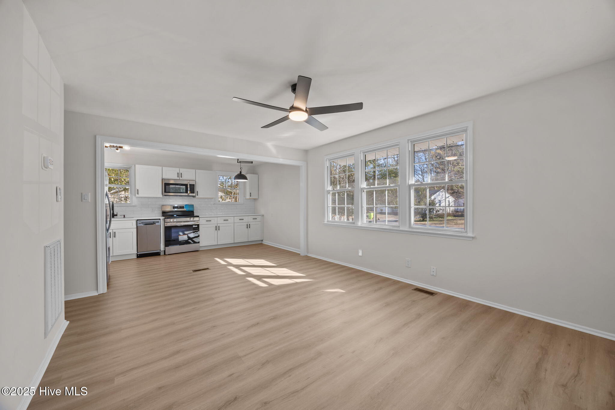 6748 Pitt Street Grifton, NC 28530 - Photo 11 of 42 19-web-or-mls-IMG_1439