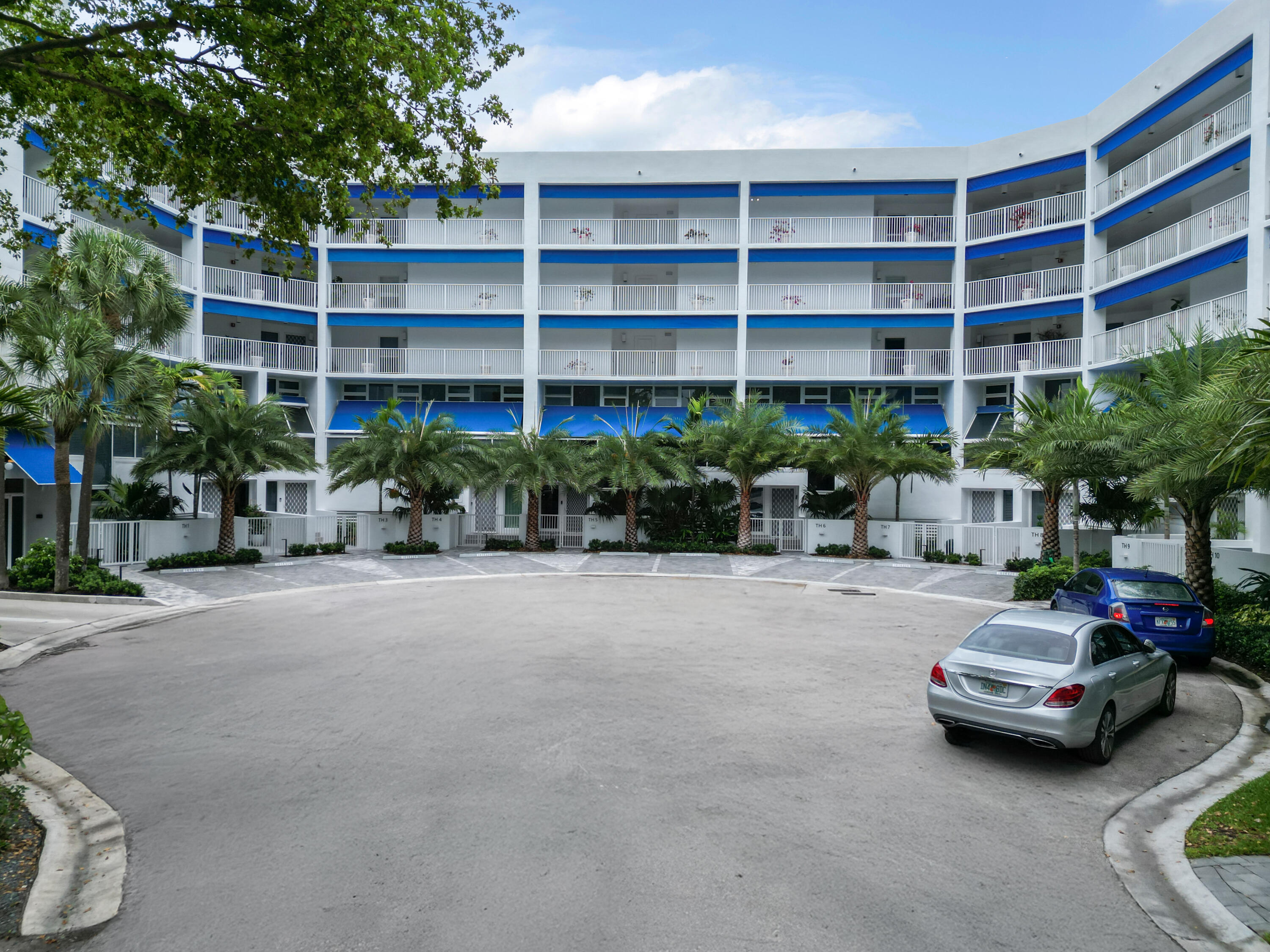 3100 NE 47th Court, 305