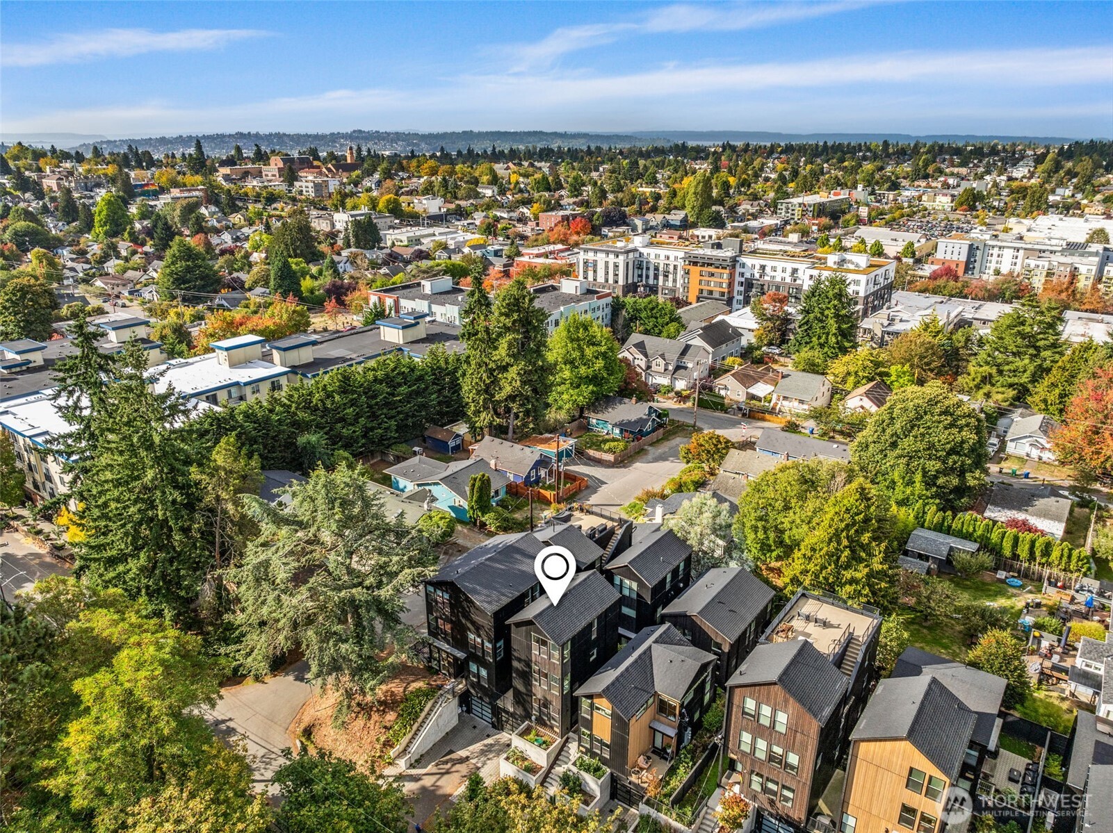 8547 Evanston Avenue North Seattle, WA 98103 - Photo 32 of 36