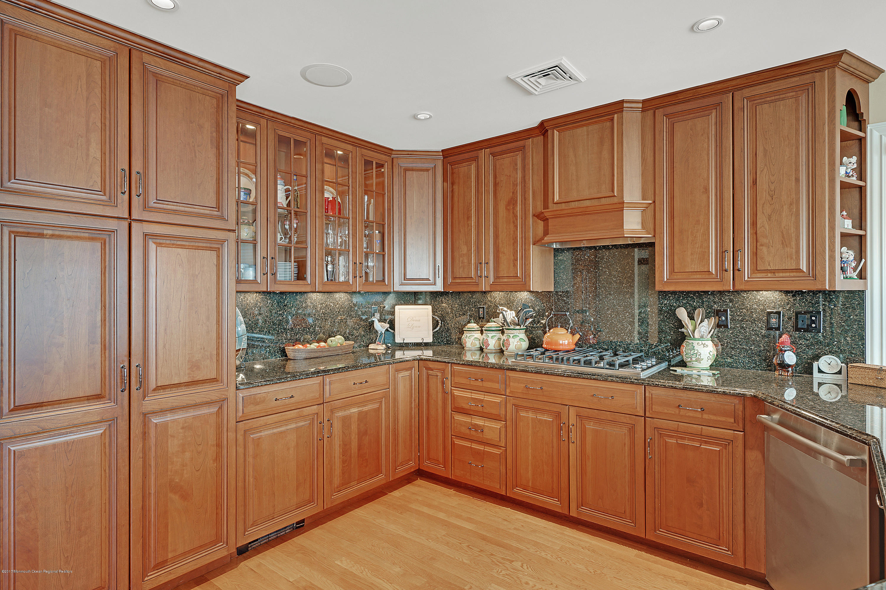 14 Brooks Road Toms River, NJ 08753 - Photo 20 of 82 Eat-In Kitchen