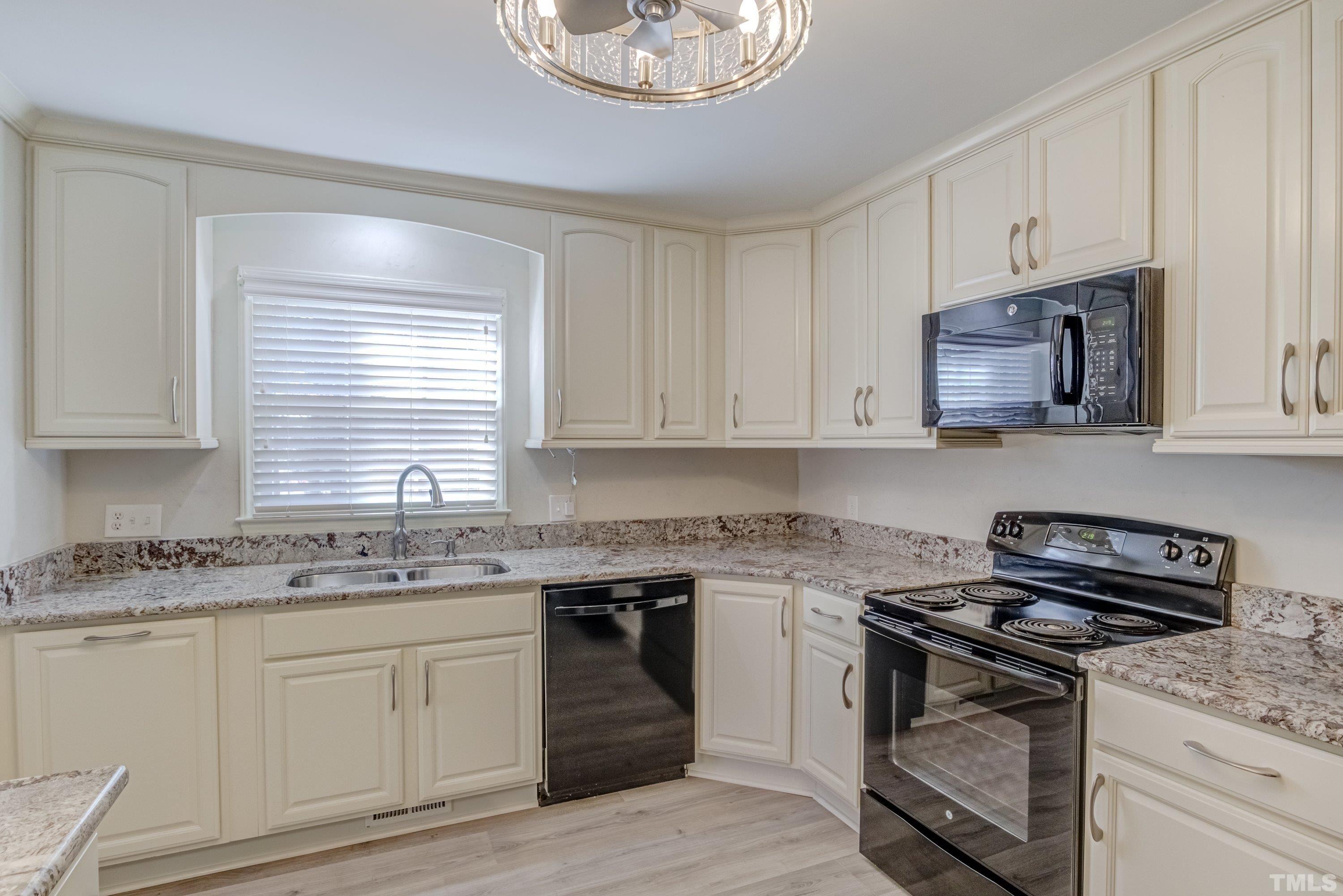 100 Wythe Circle Raleigh, NC 27615 - Photo 17 of 46 Gallery Image 17